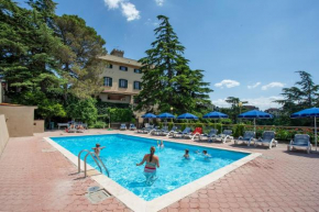 Отель Residence Villa Elena  Гвардисталло